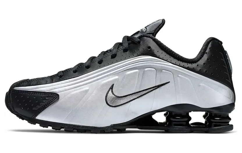 Nike Shox R4 Black Metallic Silver (104265-045)