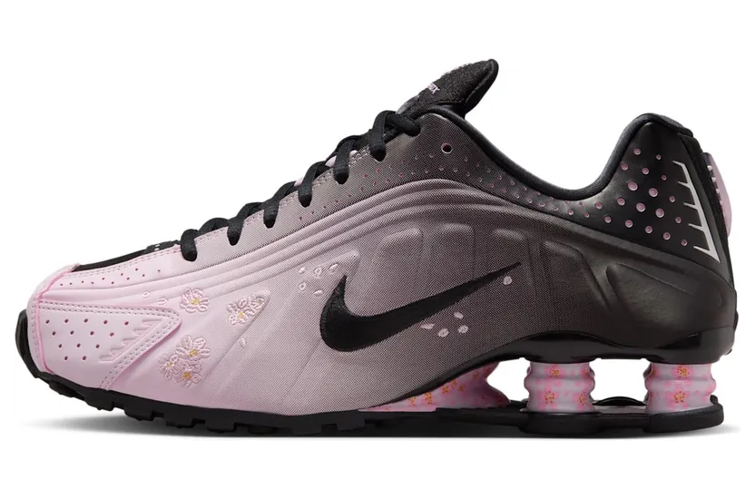 Nike Shox R4 “Sakura” (IB8872-600)