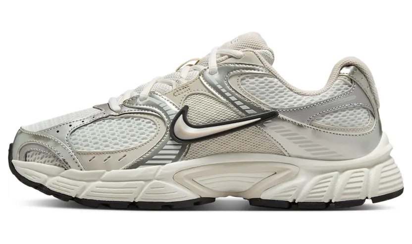 Nike V5 RNR “Light Orewood Brown” (HQ7901-104)
