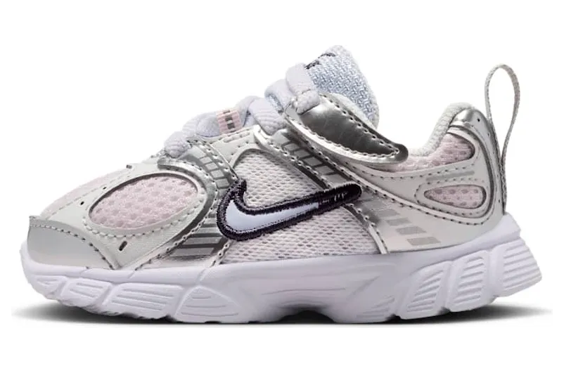 Nike V5 RNR TD “Light Violet Metallic Silver” (HQ6413-500)