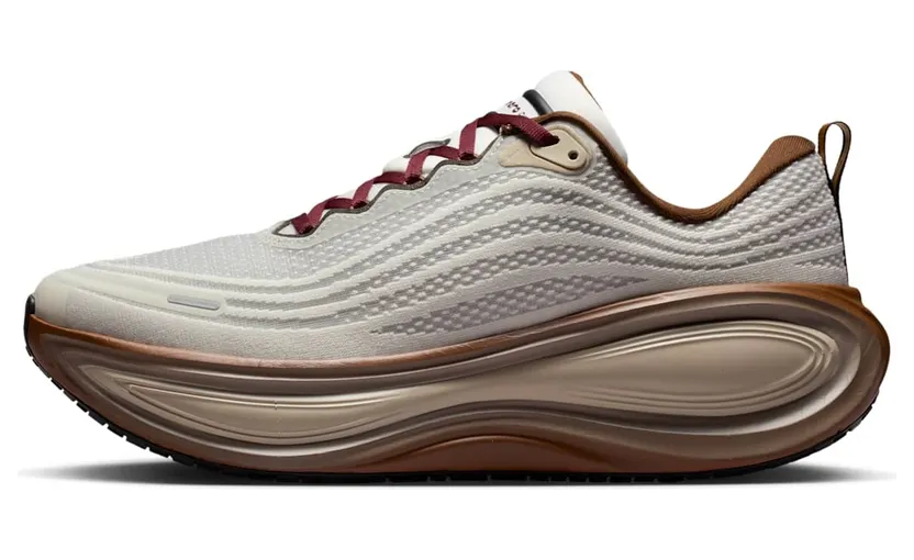 Nike Vomero Plus “Sail Pecan Brown” (IO4482-100)