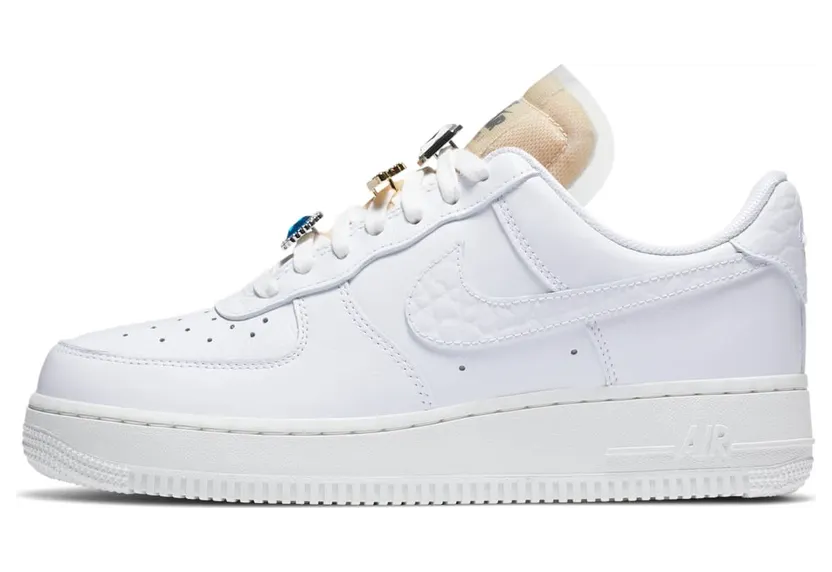 Nike WMNS Air Force 1´07 LX “Bling” (CZ8101-100)