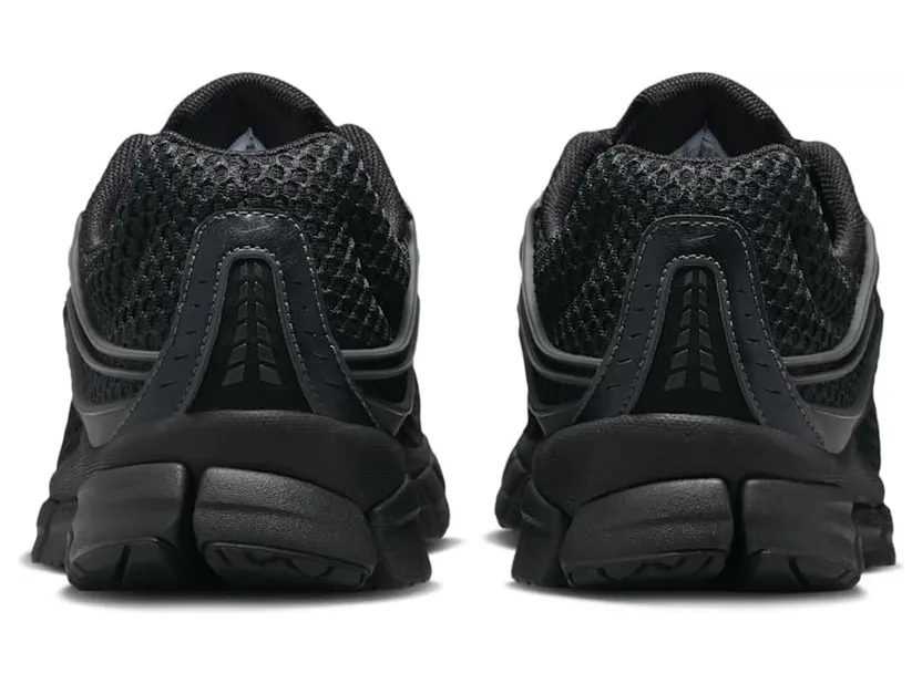 Nike Zoom Skylon 11 “Triple Black”: die sicherste Version einer Rückkehr (6)