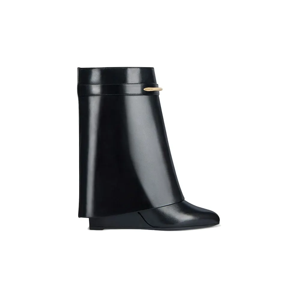 Givenchy Shark Pinch Ankle Boots Black (BE605LE1J7-001)