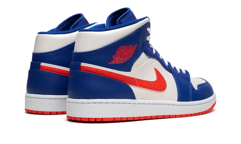 Air Jordan 1 Mid “Knicks” (FD1029-400)