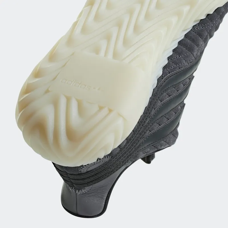adidas Sobakov Black / Core Black / Cloud White (BD7563)