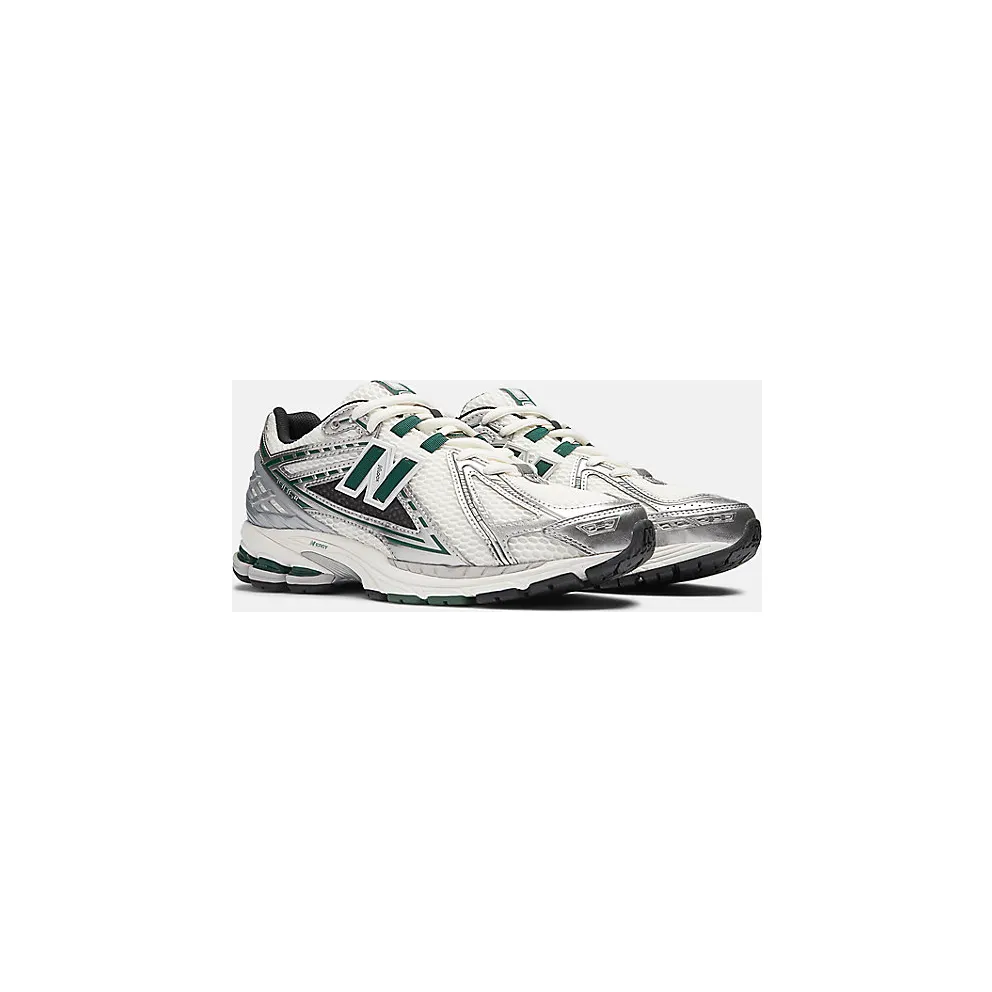 New Balance 1906R “Silver Metallic Nightwatch Green” (M1906REU)