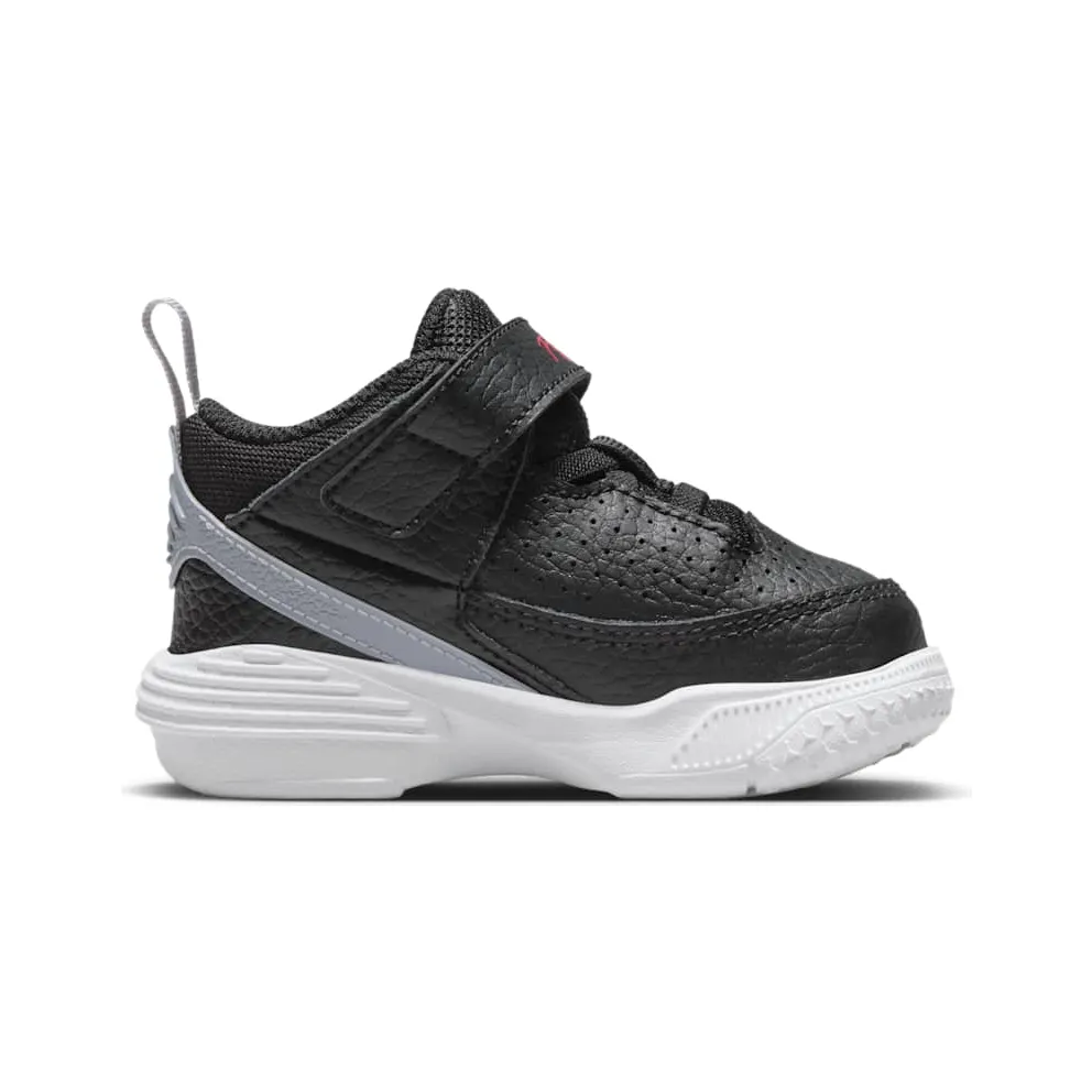 Jordan Max Aura 5 TD “Black / White / Cement Grey / University Red” (DZ4355-061)