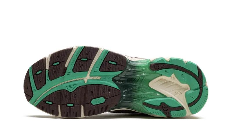 GT-2160 “EARLS COLLECTION x ASICS GT-2160” (1203A493-100)
