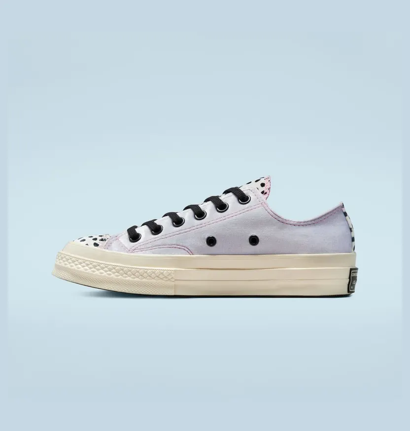 Converse Welcome to the Wild Chuck 70 Ghost/zwart/egret (572204C)