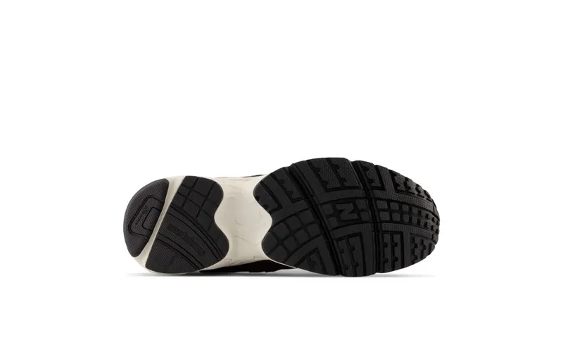 New Balance 725 Black Coffee (ML725X)
