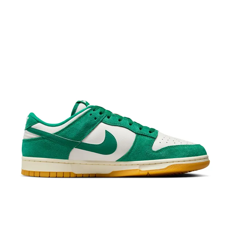 Nike Dunk Low SE “Malachite” (HQ1519-030)