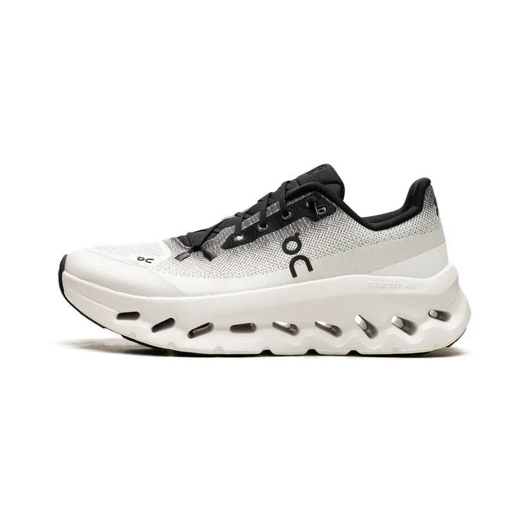 On Running Cloudtilt “Black/Ivory” (3WE10051430)
