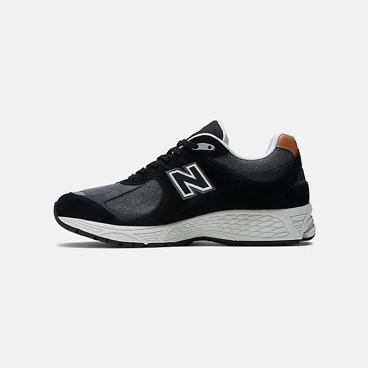 new-balance-2002r M2002REB