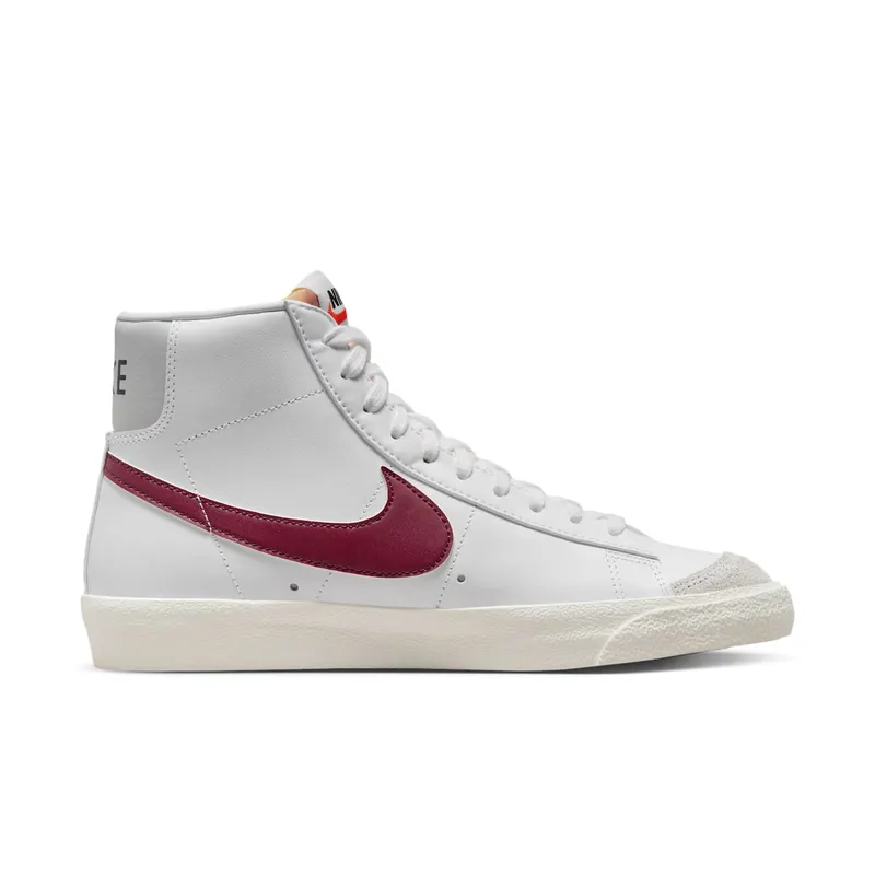 Nike Blazer Mid ’77 Vintage (BQ6806-120)