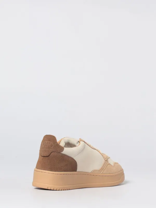 Autry Medalist Low Suede Sneakers White (AULMTS31) (2)