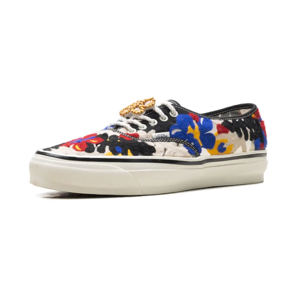 Vans Premium Authentic “Needlework White Red Blue” (VN000Y0S448)
