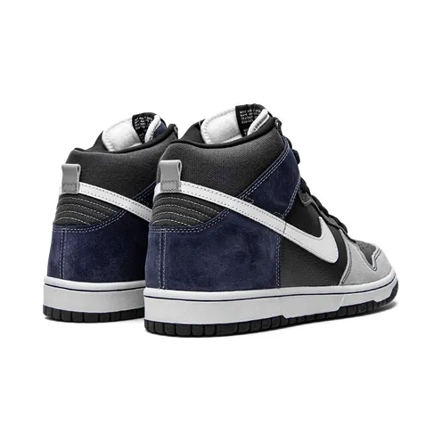 nike-dunk-sb 305050-015
