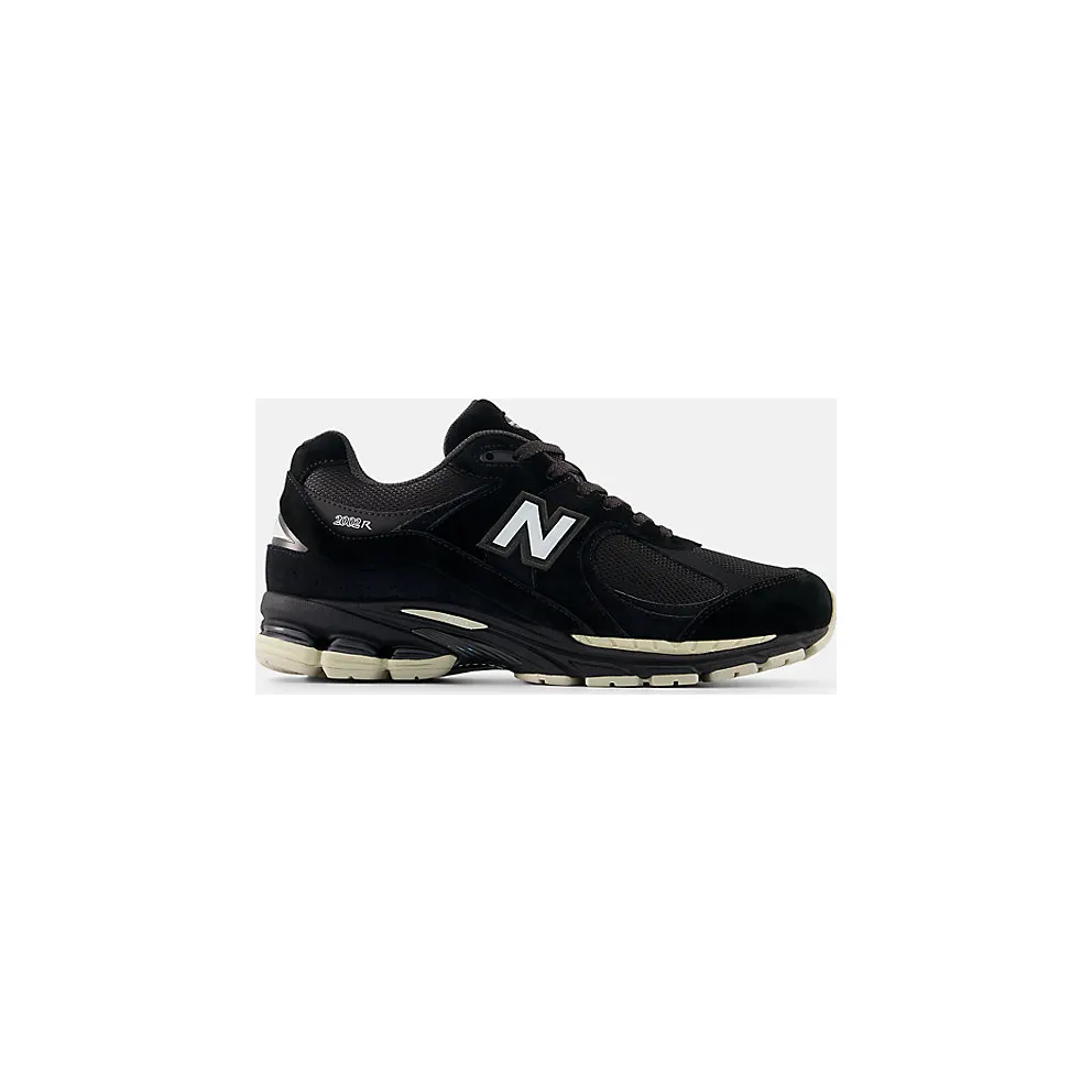 New Balance 2002R “Black/Oat” (U2002RL)