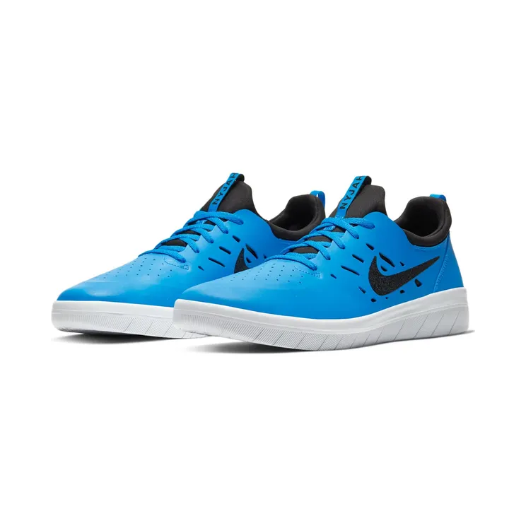 nike-free AA4272-402