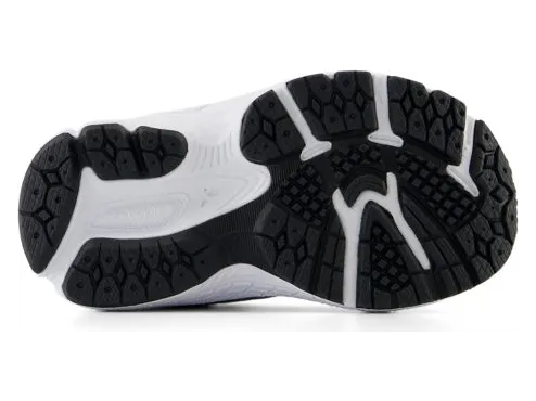 new-balance-2002r IC2002KA