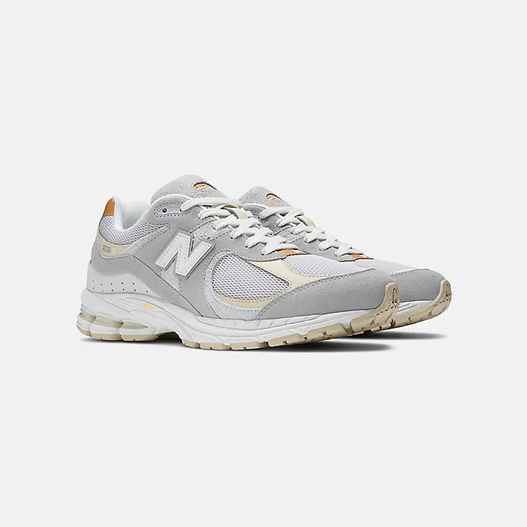 new-balance-2002r M2002RSB