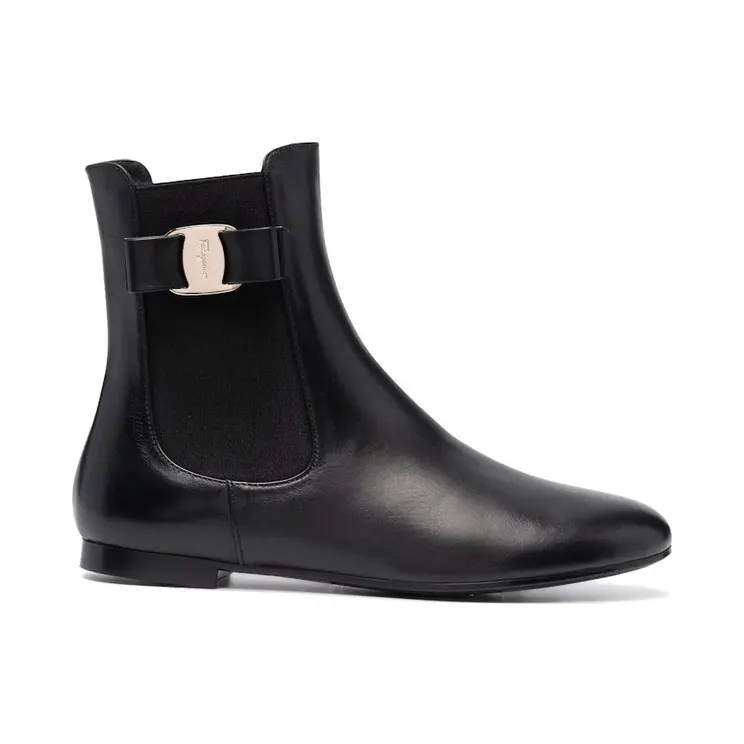 Ferragamo Vara Bow Chelsea Boots Black (01B903744825)