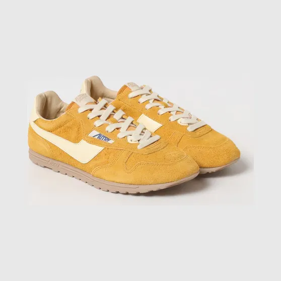 Autry Sneakers Ocher (WSLMUB03)