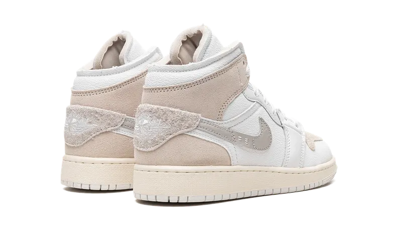 Air Jordan 1 GS “Inside Out White Sail” (FB9142-120)