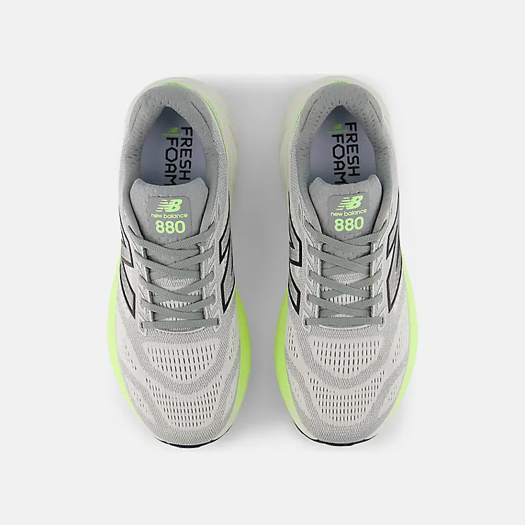new-balance-fresh-foam M8801ZT