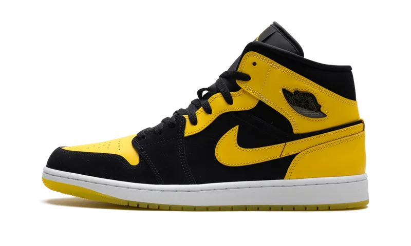 Air Jordan 1 Mid “New Love” (HJ6654-071)