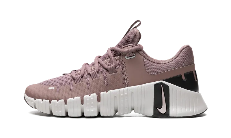 Nike Free Metcon 5 “Smokey Muave” (DV3950-201)
