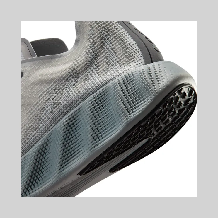 nike-ava HM9697-001