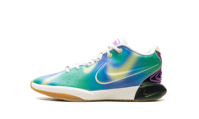 Nike LeBron 21 GS “Multi-Color” (FN4305-900)