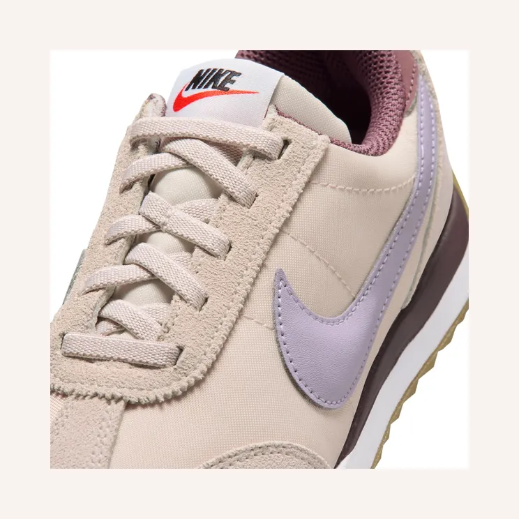 nike-sneaker IH7379-106