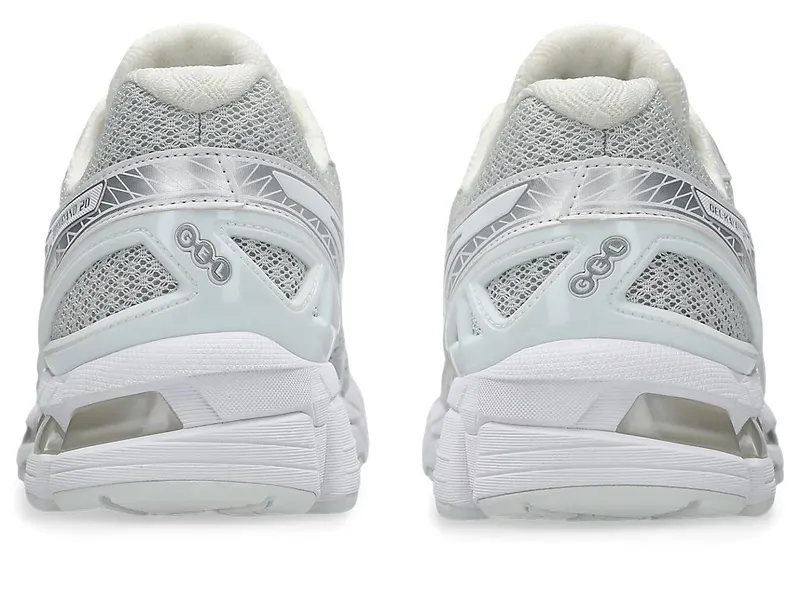 ASICS GEL-KAYANO 20 “Glacier Grey / White” (1203A388-028)