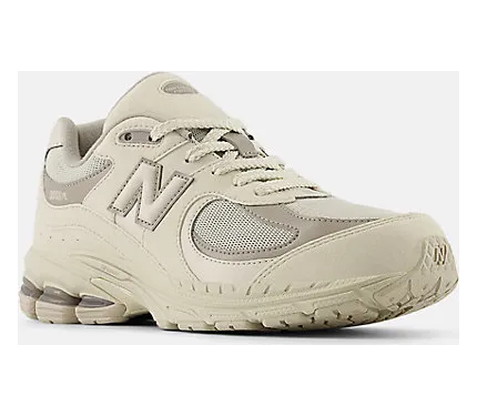 new-balance-2002r GC2002BE