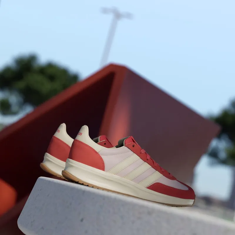 Adidas RUN 70s 2.0 Clear Pink / Warm Vanilla / Semi Lucid Red (JP5465)