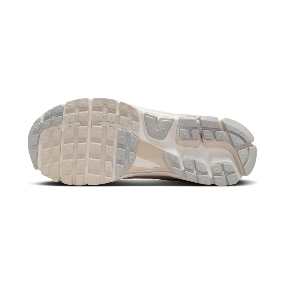 Nike Zoom Vomero 5 “Light Orewood Brown” (HF1553-100)