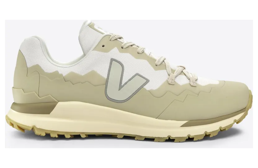 veja-sneaker FR2303371A