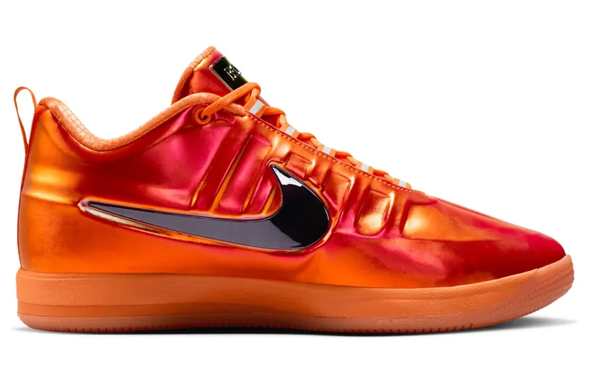 nike-book-2 IO1458-800