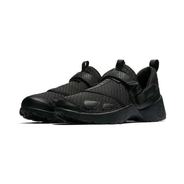 jordan-trunner 897992-020