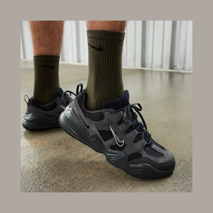 nike-tech-hera FJ9532-001
