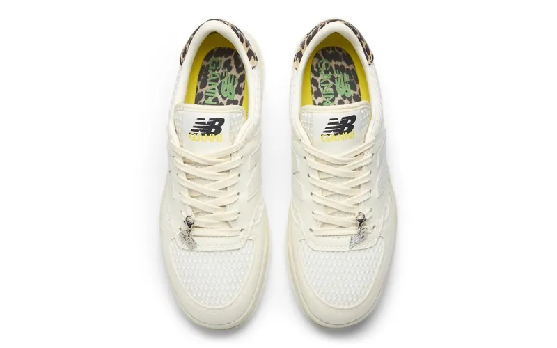 New Balance T500 GANNI Off White (CT500GA)