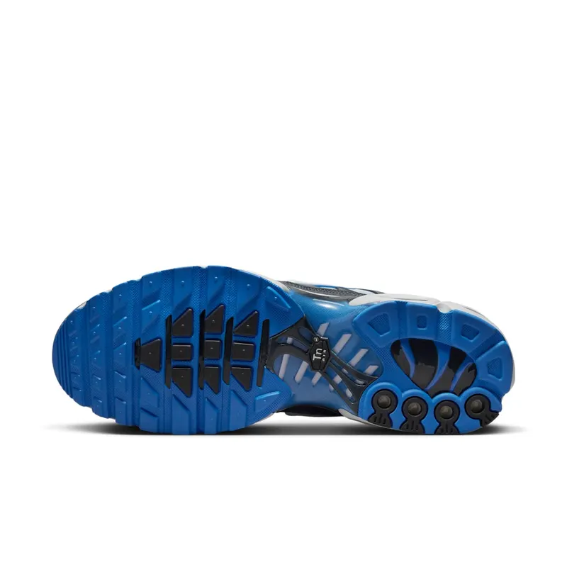 Nike Air Max Plus SE “Social F.C.” (DQ3981-001)