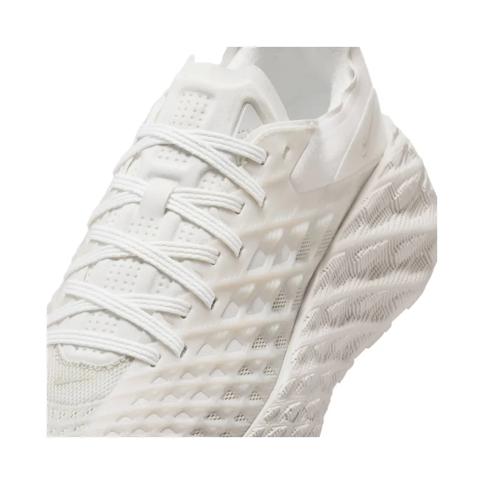 Nike Ava Edge (IM1973-100)