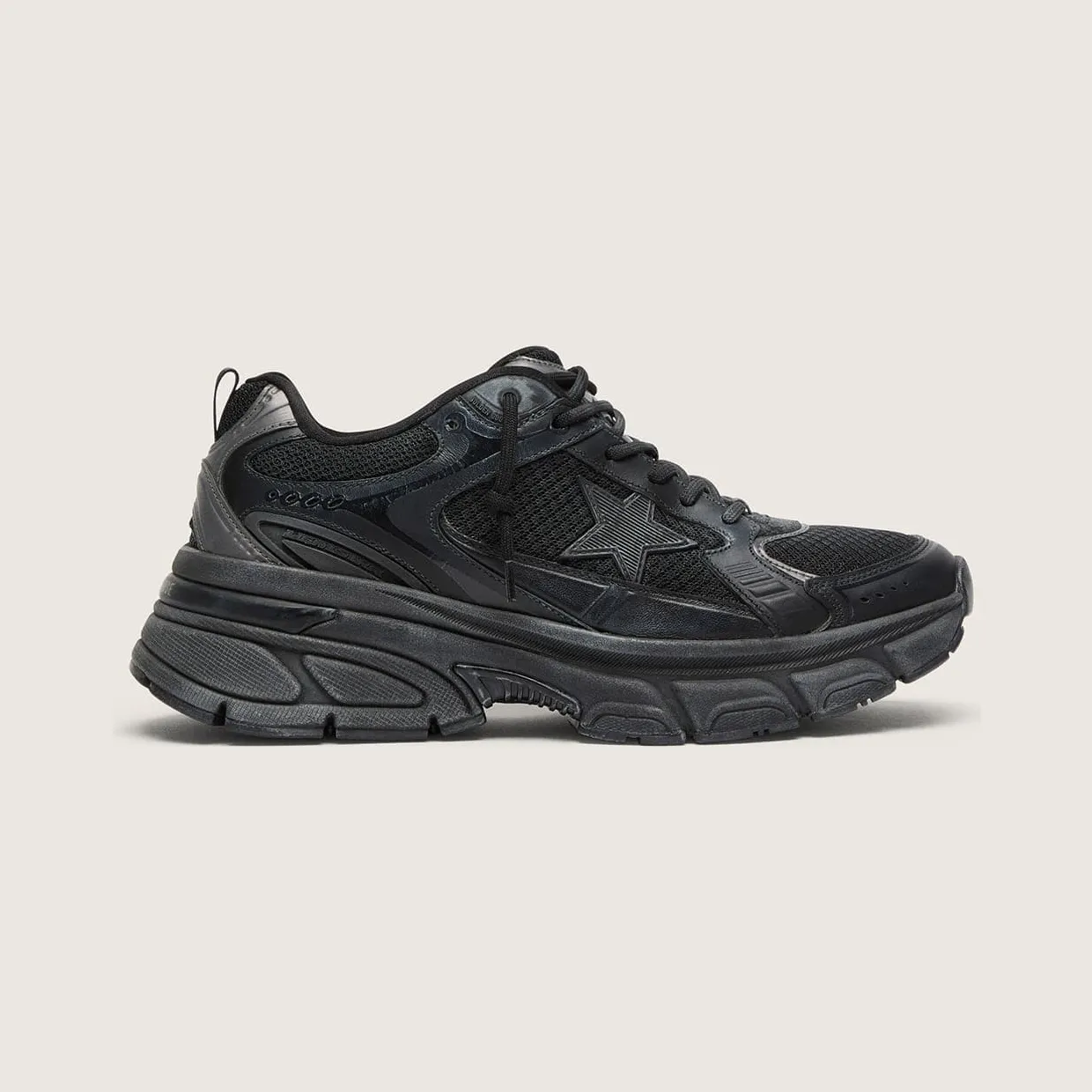 Golden Goose Men’S Lightstar With Black Leather And Mesh Upper And Black Star (GMF00724.F006473.90100)