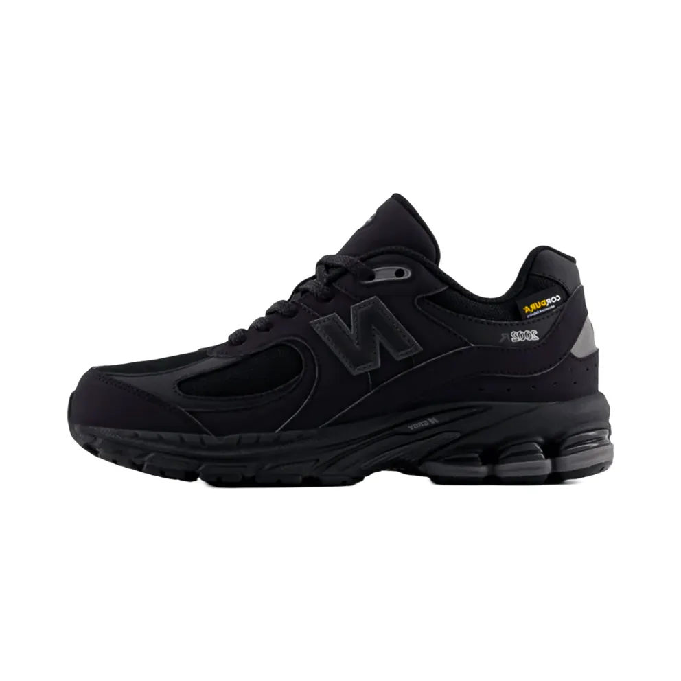 New Balance 2002R GS “Cordura Pack – Phantom Black” (GC2002PJ)