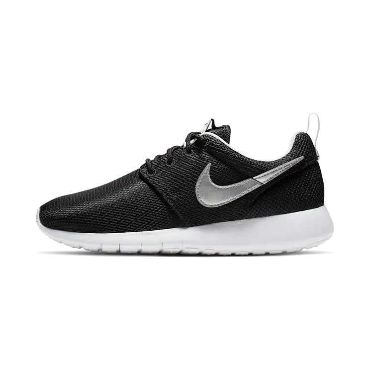 Nike Roshe One (GS) “Black / White / Metallic Silver” (599728-021)