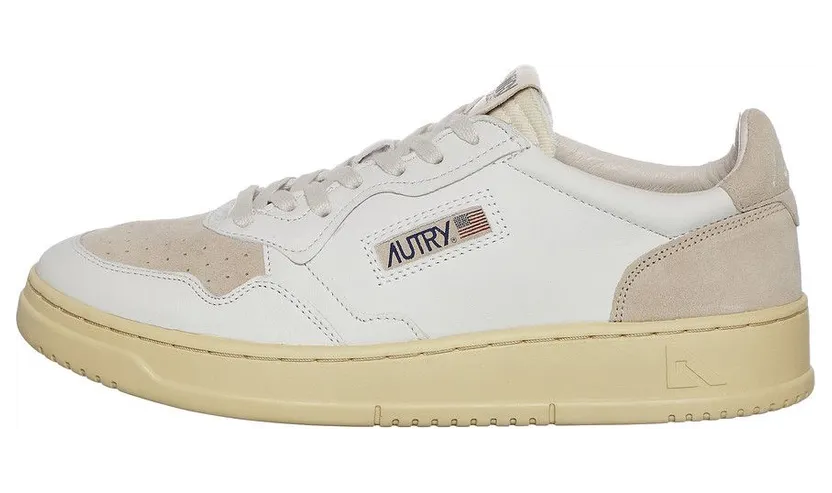 Autry Medalist Low White / Sand (AULMSL01) (3)